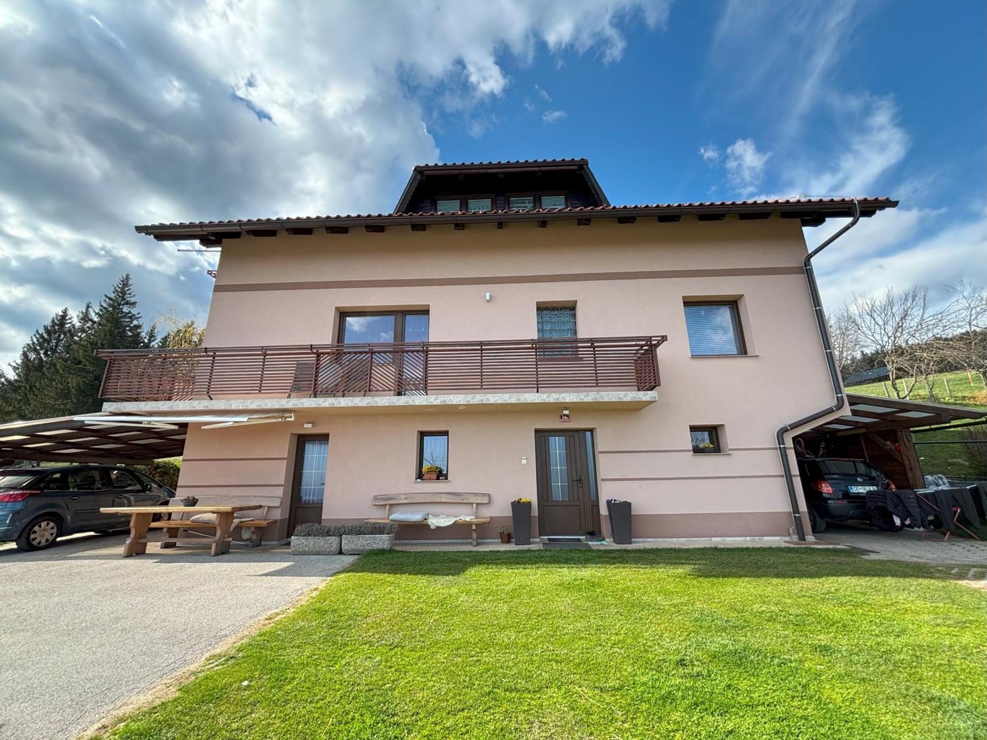 Apartment Panorama Zrece Luaran gambar